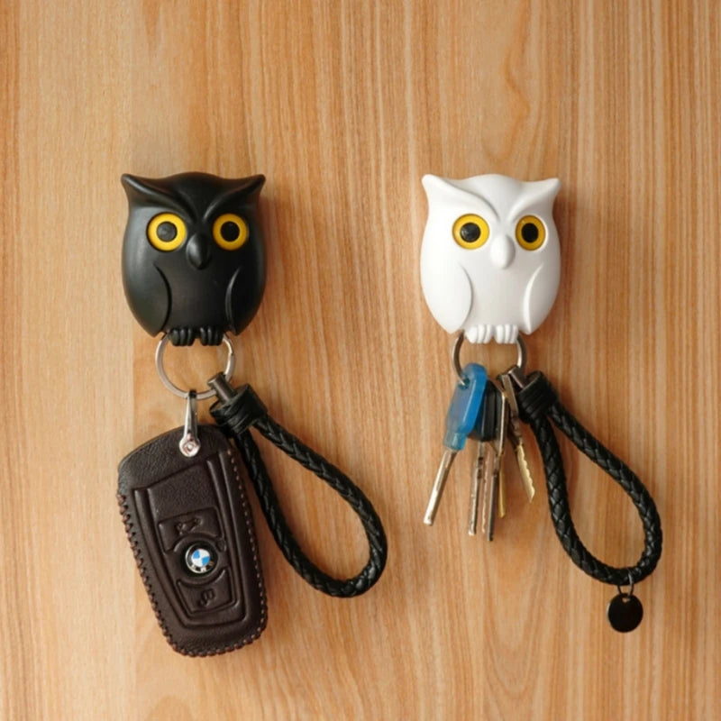 Magnetic Owl Keychain